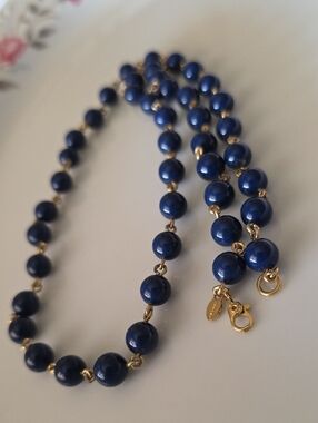 Monet Ceramic-Glass Like Bead Gold tone Linked Neklace